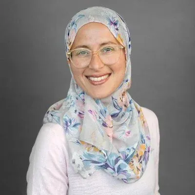 Portrait of Amira Elghawaby